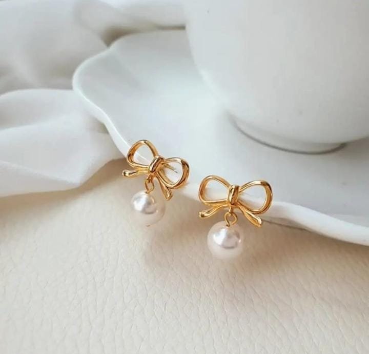 gloden bow earring gloden bow earring
